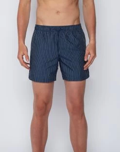 Sundek COSTUME DA BAGNO RIGATO A VITA ELASTICATA TINTO FILO -Moda Sconto MAN BDVOLLEY14RA STRIPEDSWIMTRUNKS NAVY01 M589BDVT100 00701 1 3cef972b 557f 471a 890d c64259e0fd06
