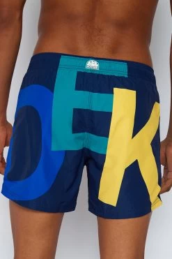 Sundek COSTUME DA BAGNO STAMPA MACRO LOGO 11 Sundek COSTUME DA BAGNO STAMPA MACRO LOGO -Moda Sconto MAN BOARDSHORT PRINTEDBOARDSHORT NAVY M723BDRT41M 0071M 4