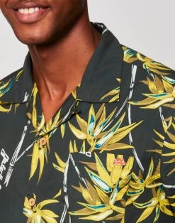 Sundek CAMICIA CON STAMPA GO FOR THE SUN ALL OVER 8 Sundek CAMICIA CON STAMPA GO FOR THE SUN ALL OVER -Moda Sconto MAN SHIRTS ALLOVER SHIRT PINE M817SHMU100 551GF 3